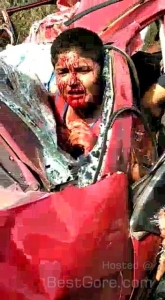father-death-squash-inside-car-wreck-trap-son-cry-help-india.jpg